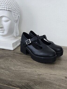 Koi Footwear Vegan Leather Black Mary Jane Platform Heels Size 9